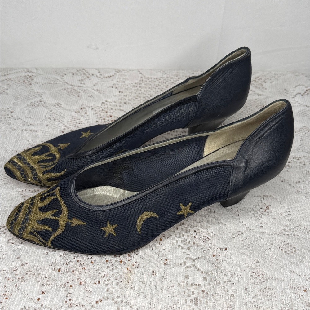 Valmy Moda VINTAGE Italy blue mesh embroidered celestial motif sz 8.5
